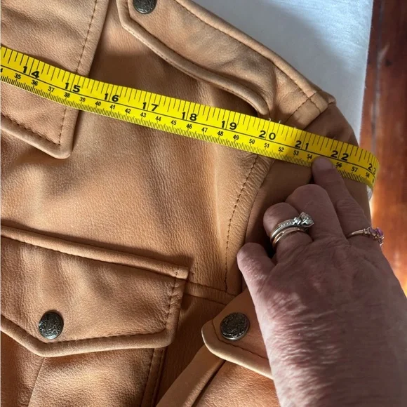 Roundtree & Yorke Tan Leather Lined Zip Front Bomber Jacket Thrashed Large - Picture 14 of 16